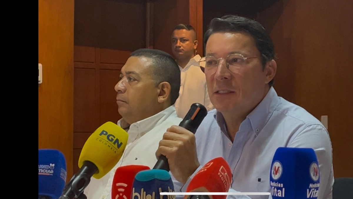 'En Colombia no hay riesgos por software ni por código fuente en un proceso electoral que es eminentemente manual', Registrador Hernán Penagos