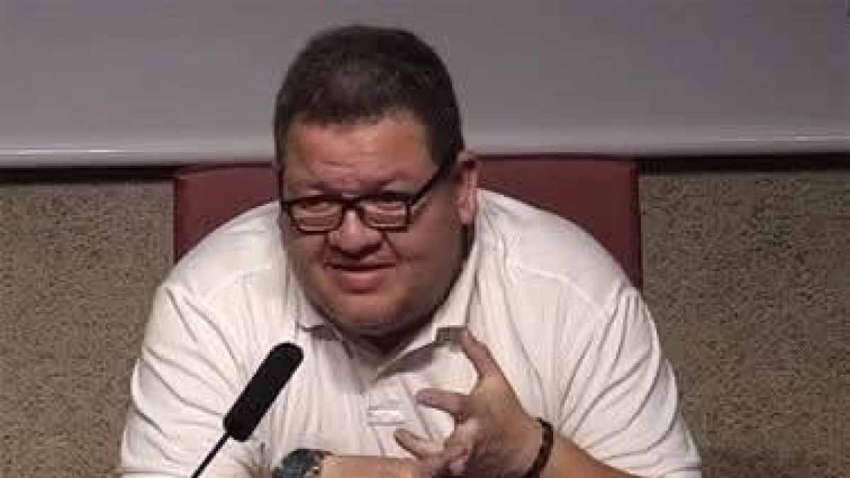 Los mensajes del periodista Cristian Herrera sobre un senado