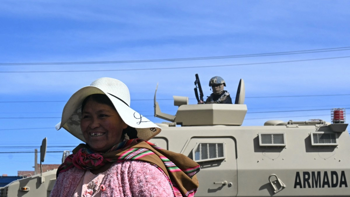 Gobierno de Bolivia recupera el control de las carreteras tras siete semanas de protestas y bloqueos impulsados por sectores afines a Evo Morales