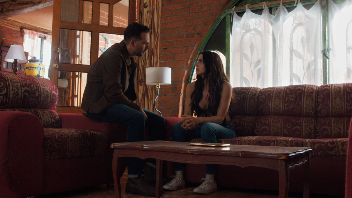 Sebastián Martínez nos cuenta el regreso de su personaje a la serie 'Rosario Tijeras': 'El 'Ángel' vuelve más tocado por el sufrimiento'