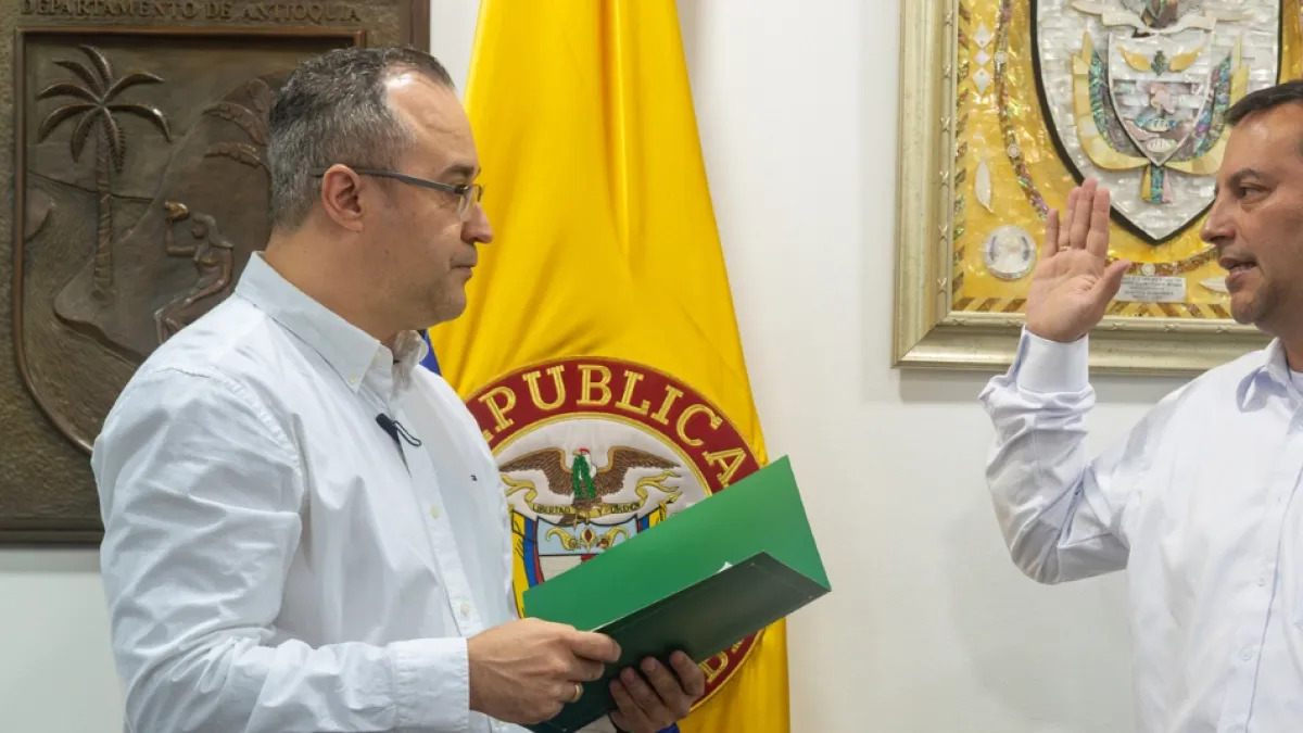 Luquegi Gil Neira se posesiona y asume como rector de la Universidad de Antioquia