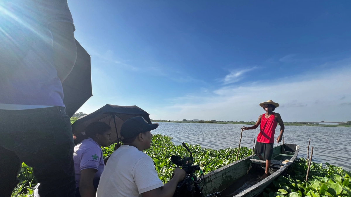 Estudiantes de colegio de El Banco, Magdalena, producen un videoclip musical, como parte de su formación audiovisual auspiciada por el SENA