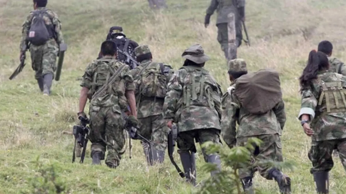 Campesinos confinados en Mercaderes, Cauca, por intensos combates entre disidencias de las Farc y el Eln