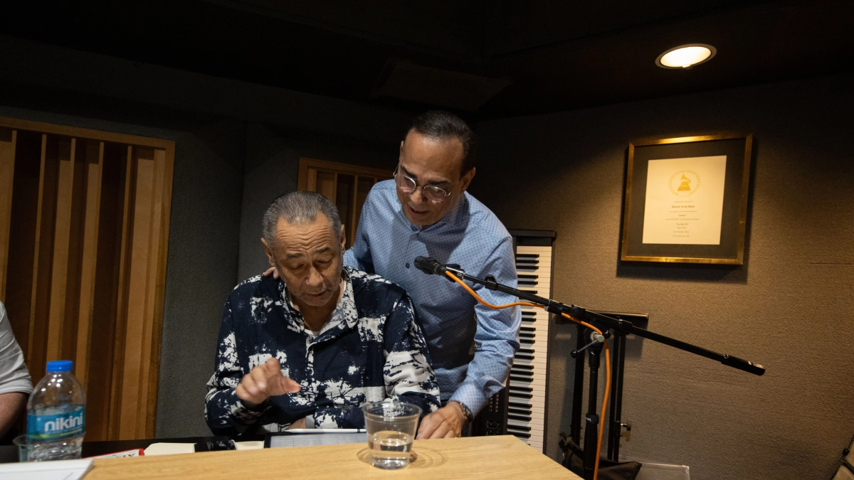 Gilberto Santa Rosa le rinde homenaje a la leyenda de la música latina José Madera en su nuevo álbum