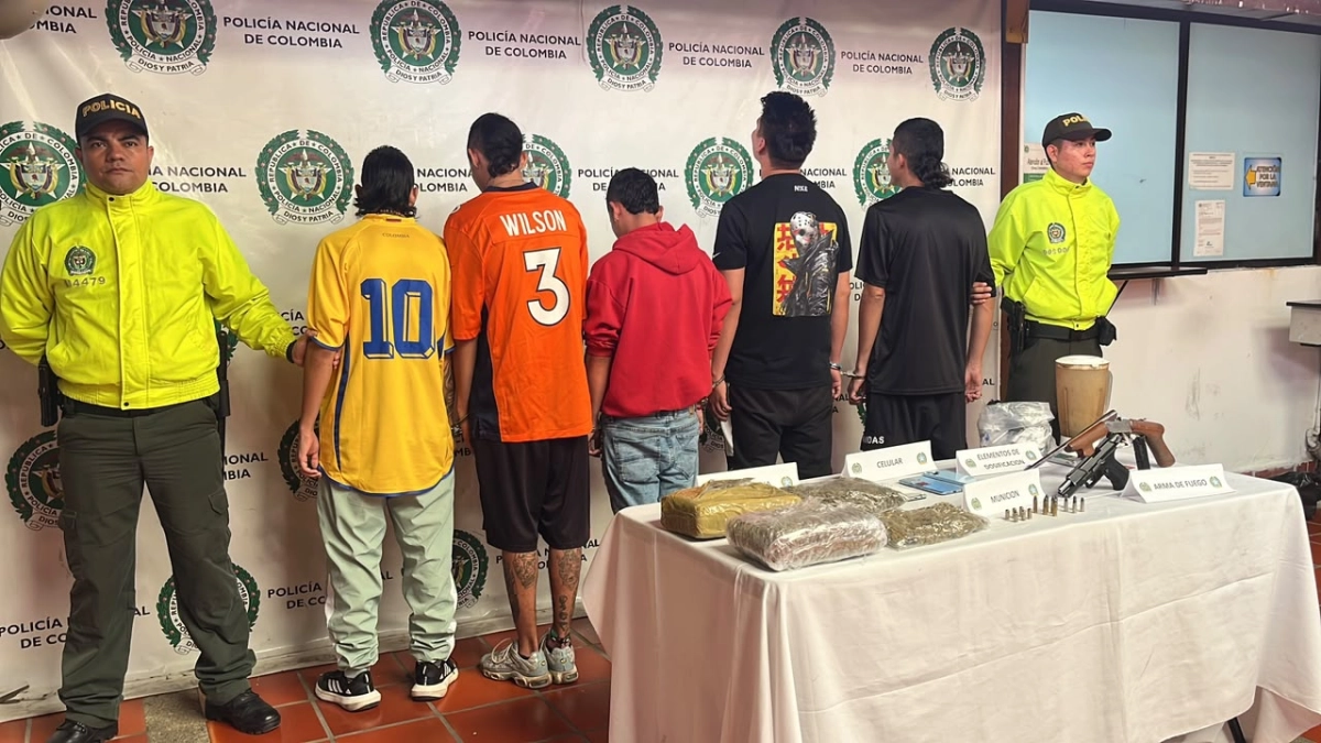 Fuerte golpe al sicariato de 'Los del Sur' en Bucaramanga: llegaron a delinquir en Piedecuesta y cayeron siete personas, entre ellas, menores de edad