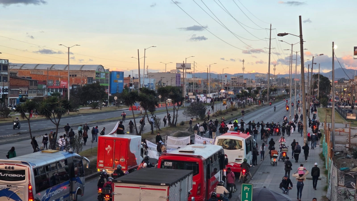 Alcalde de Soacha rechaza bloqueos en la Autopista Sur y defiende reajuste de horarios para establecimientos nocturnos