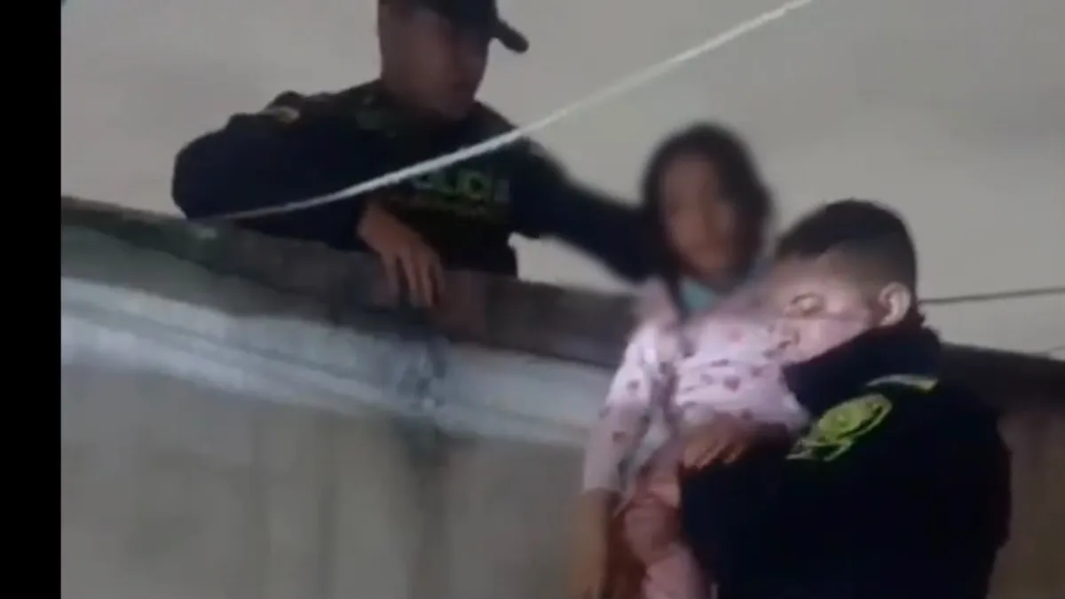 Los desesperados mensajes de una niña de 7 años por la ventana permitieron su rescate en Bogotá