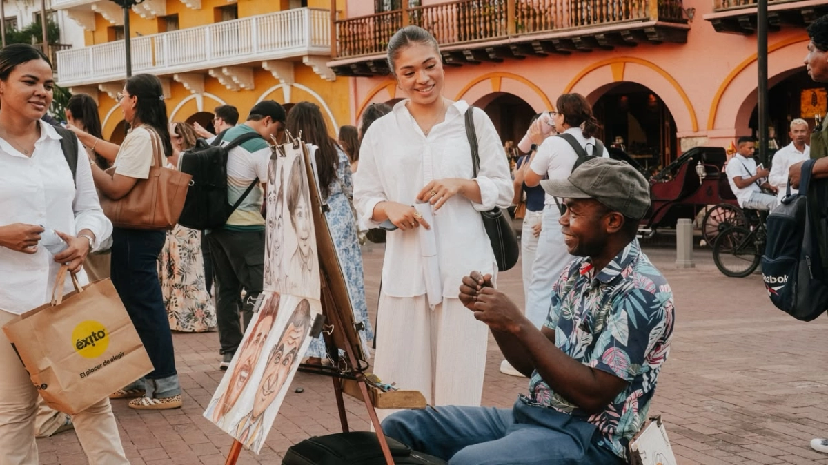 Bloomberg Philanthropies llega a Cartagena con un millón de dólares para 'dignificar' al informal, ¿para qué?