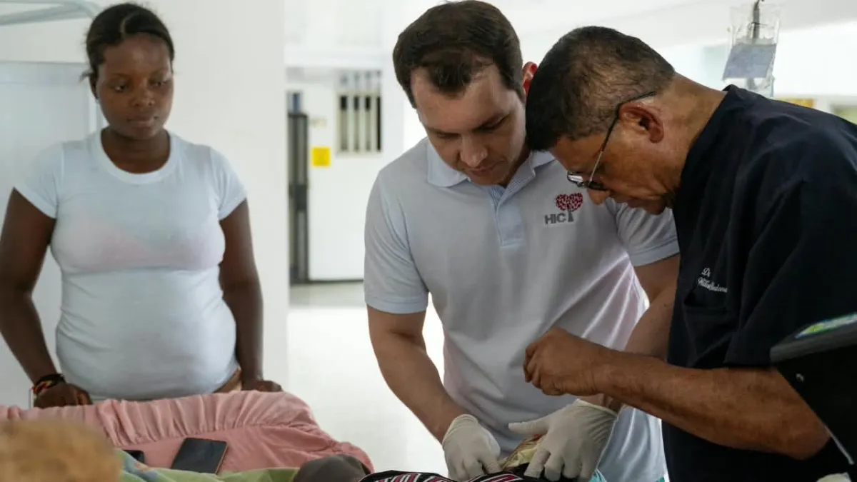 Buenaventura tendrá apoyo para cirugías y para atender heridos del terremoto que sacudió a Colombia: especialistas viajaron desde Santander