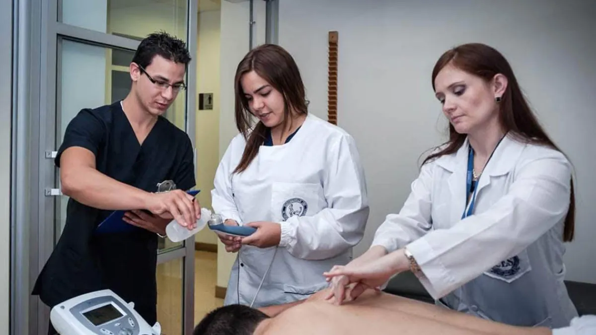 Lupa a la belleza en Medellín: intensifican controles a establecimientos de estética para evitar procedimientos ilegales y riesgos a la salud