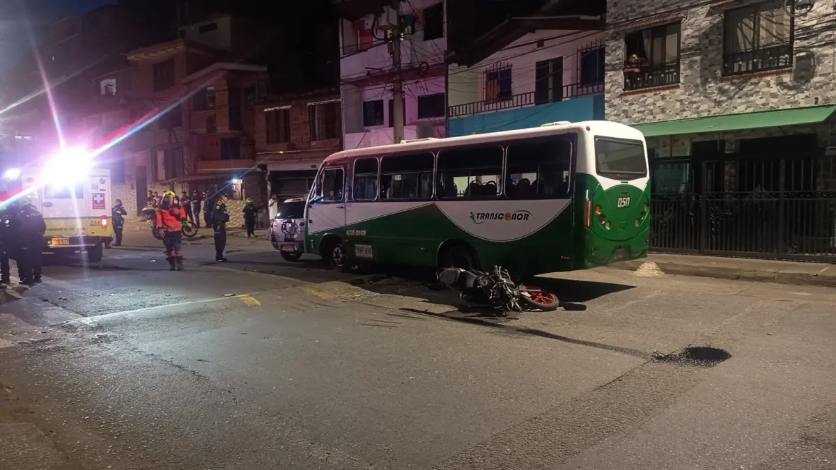 Capturan a conductor presuntamente ebrio tras choque múltiple que dejó un muerto y dos heridos en Medellín