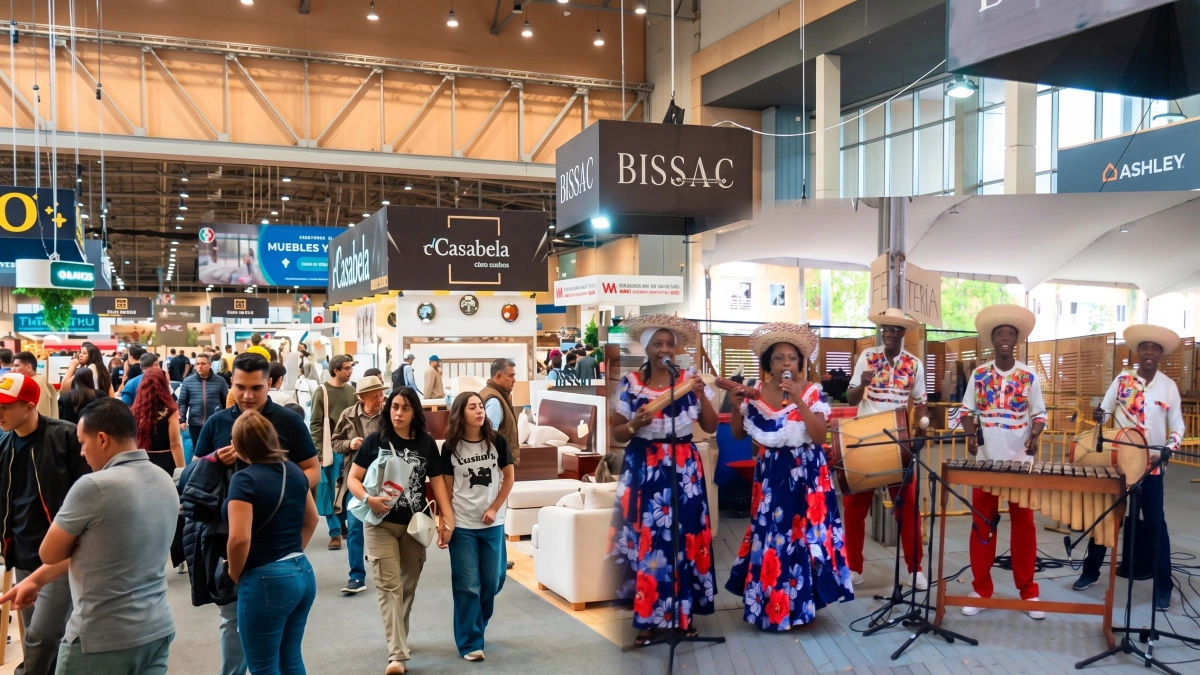 Sustento, tradición y esperanza: ya están en Bogotá los portadores de saberes del Pacífico para la Feria del Hogar
