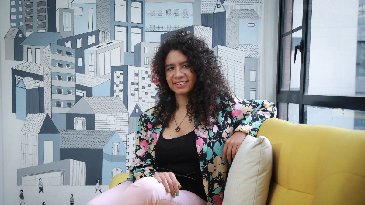 'En las familias hay unas heridas que pasan de generación en generación': María Gómez Lara sobre su nuevo libro