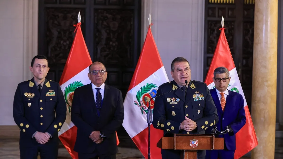 Óscar Arriola renuncia al cargo de comandante general de la Policía Nacional de Perú en medio de polémica por la ola de criminalidad en el país