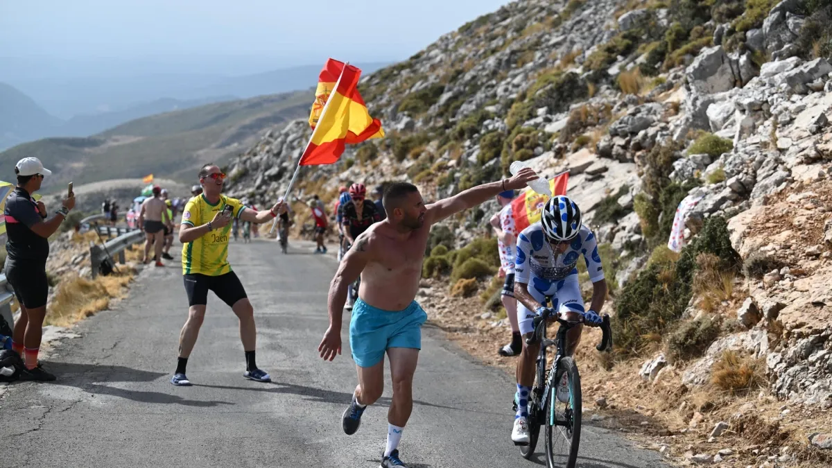 Santiago Buitrago defendió: así van los colombianos en las clasificaciones de la Vuelta a España tras la etapa 16