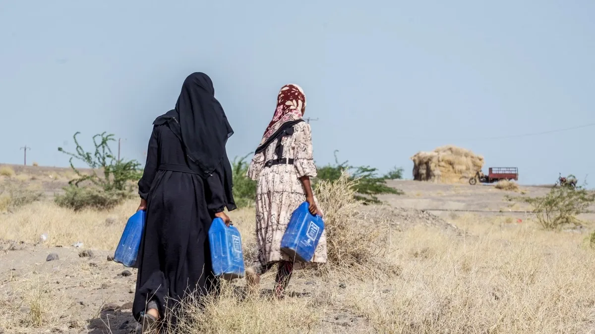 Ofensiva hutí deja al menos 838 muertos y más de 145.000 desplazados en Yemen: Onu alerta por la crisis humanitaria