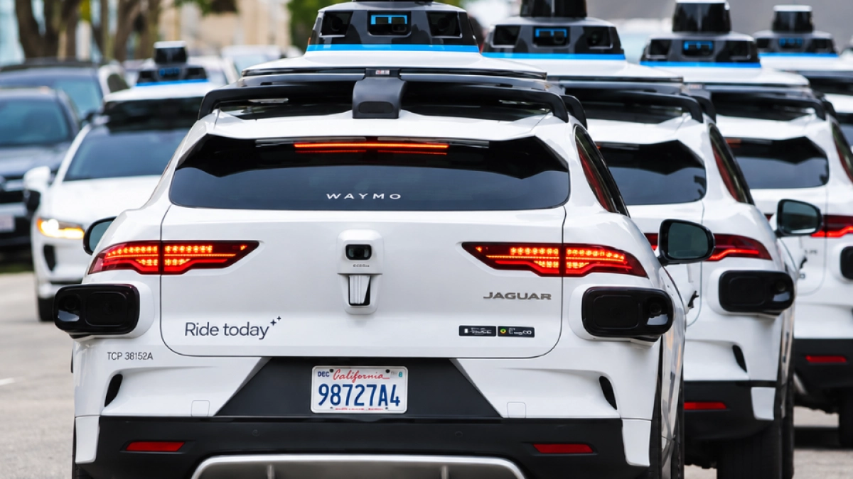 Tokio da luz verde a la era del robotaxi: Waymo llevará a Japón su primer servicio de taxis autónomos en 2027