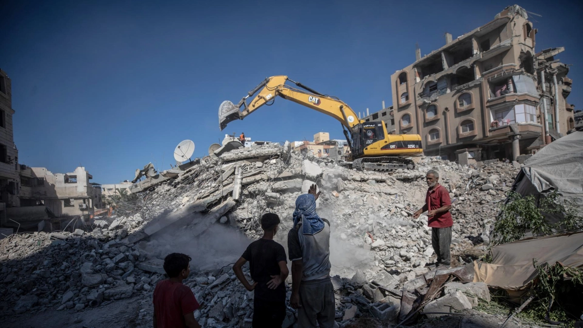 Gaza: colapso de un edificio residencial deja 21 muertos y las autoridades alertan sobre otros 2.000 inmuebles en riesgo
