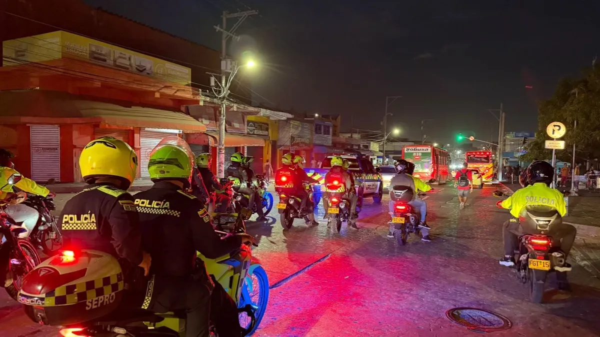 Con 1.600 policías, caravanas reforzadas y sobrevuelos del Ejército, así se prepara Barranquilla para el fin de semana de Amor y Amistad