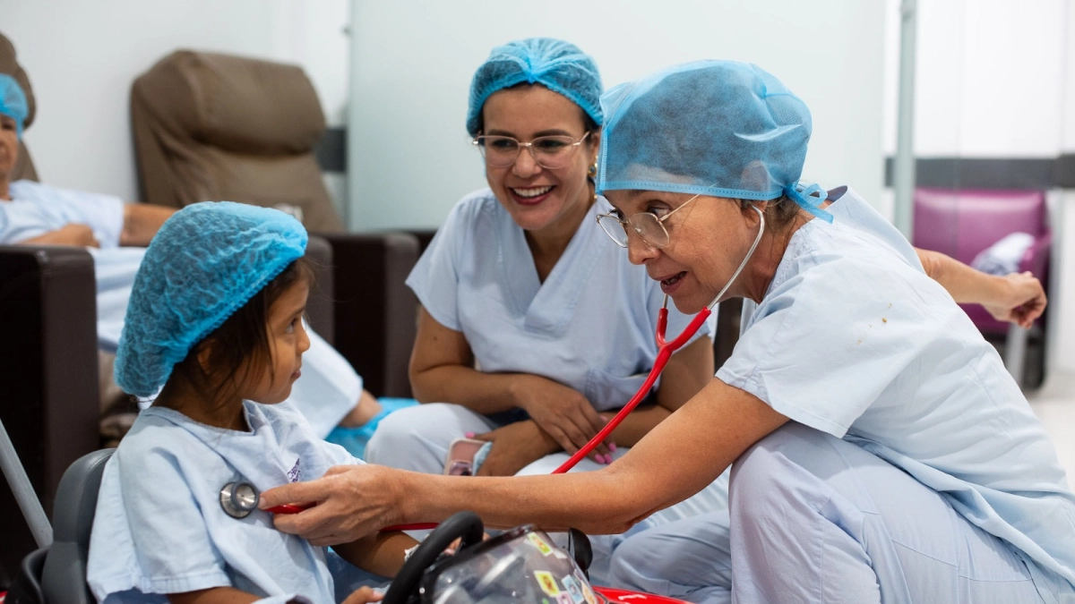 Inicia la Operación Sonrisa: más de 80 niños provenientes de seis departamentos de la costa Caribe y Urabá llegan a Cartagena para intervenciones