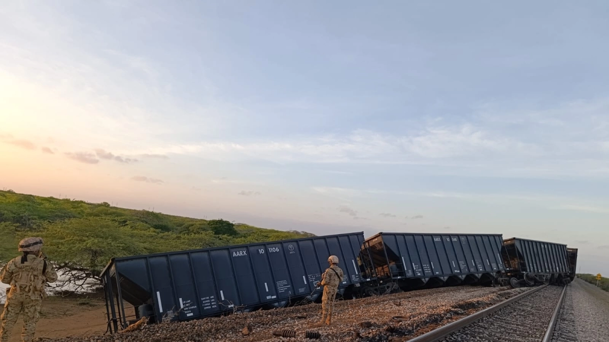 Nuevo atentado contra la línea férrea de Cerrejón produjo el descarrilamiento de varios vagones en La Guajira: es el sexto ataque este año