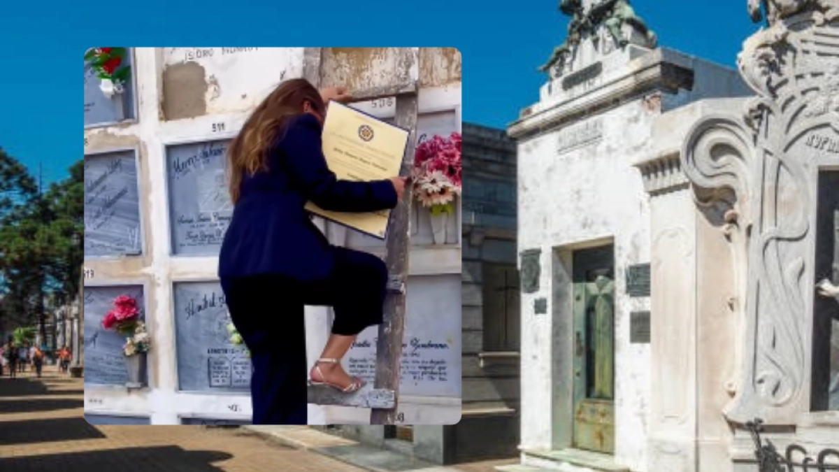 Joven recién graduada llevó su título universitario a la tumba de su padre para dedicarle su logro y celebrar junto a él: 'Lleva el luto como puede'