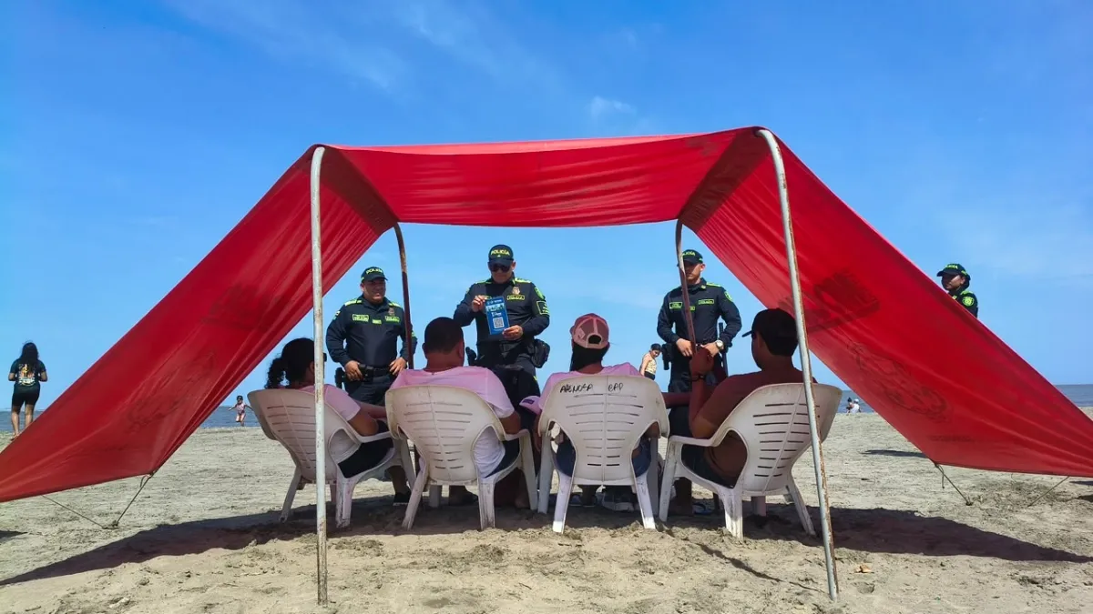 Barranquilla entra en operación receso: 1.000 policías reforzarán la seguridad durante una semana de alta movilidad turística