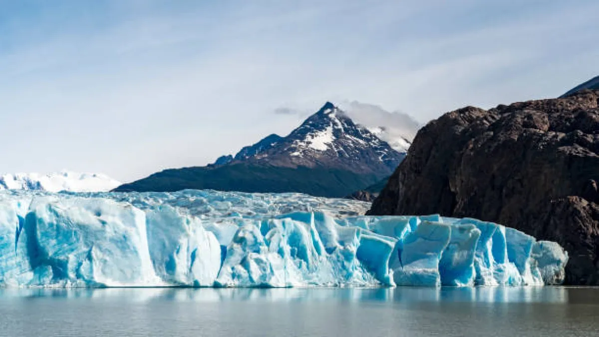 La mitad de la pérdida de hielo se concentra en el 3 % de los glaciares