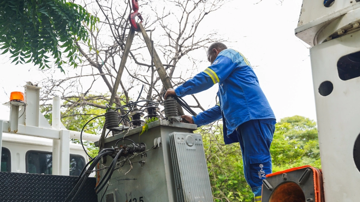 Atlántico: plastiqueras en Galapa tenían 14 transformadores ilegales y deudas por .700 millones: conexiones afectan servicio de familias vulnerables