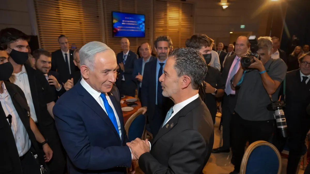 El debate por las apuestas de De La Espriella en política exterior tras la apertura de la embajada en Jerusalén y la relación bipartidista con EE. UU.