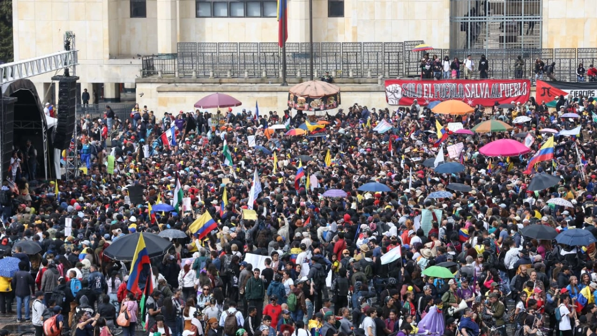 Paro nacional en Bogotá: balance de las marchas, daños a TransMilenio y miles de usuarios afectados