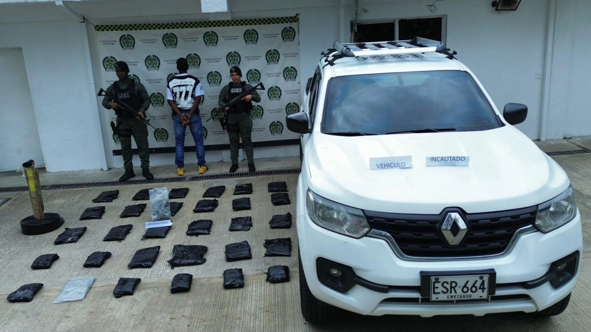 Doble plástico, 31 paquetes y una camioneta blanca: así operaba la red que movía marihuana por el corredor del Dagua, Valle del Cauca