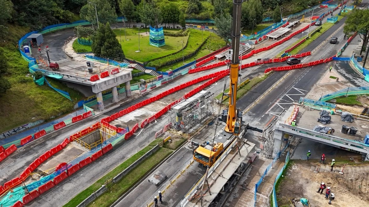 Termina primera fase de desmonte en la calle 100 con Séptima en Bogotá y avanza en la construcción del nuevo puente: duplicará su capacidad