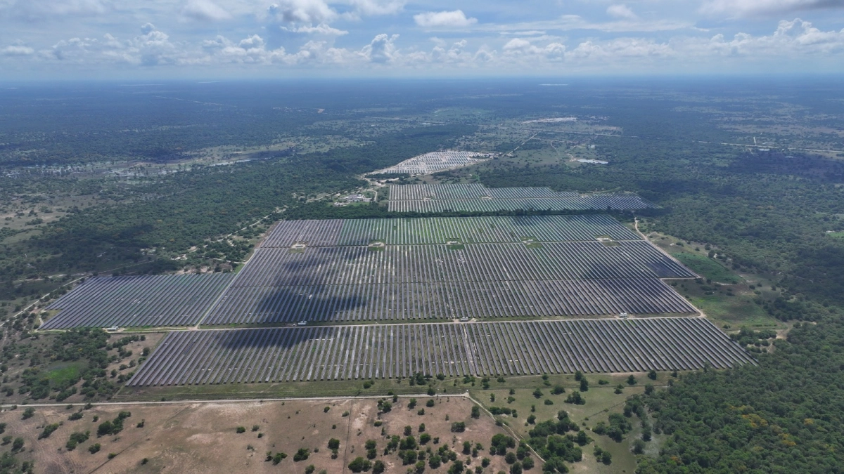 Atlántico pone en operación el complejo solar más grande de Colombia: tres parques podrán generar energía para 3 millones de personas