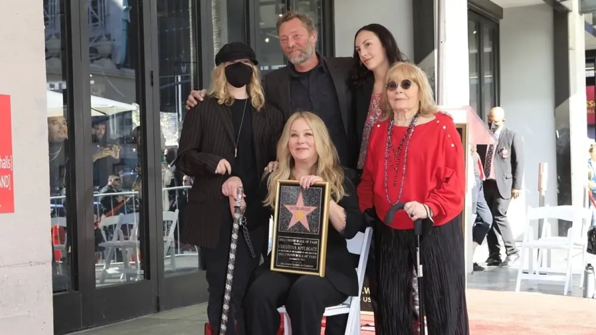 Revelan que Christina Applegate fue tratada durante cinco años por esclerosis múltiple diagnosticada por error