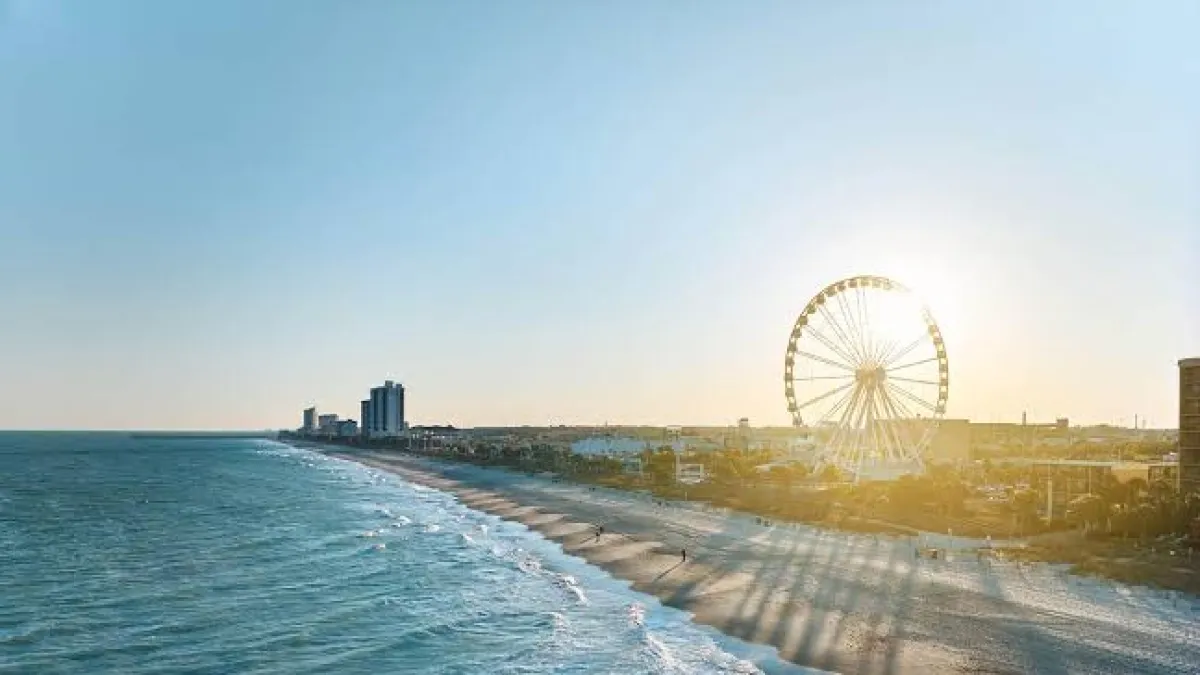 Estados Unidos lanzó más de 1,6 millones de toneladas de arena en las playas de Carolina del Sur para frenar el avance del mar sobre viviendas y vías