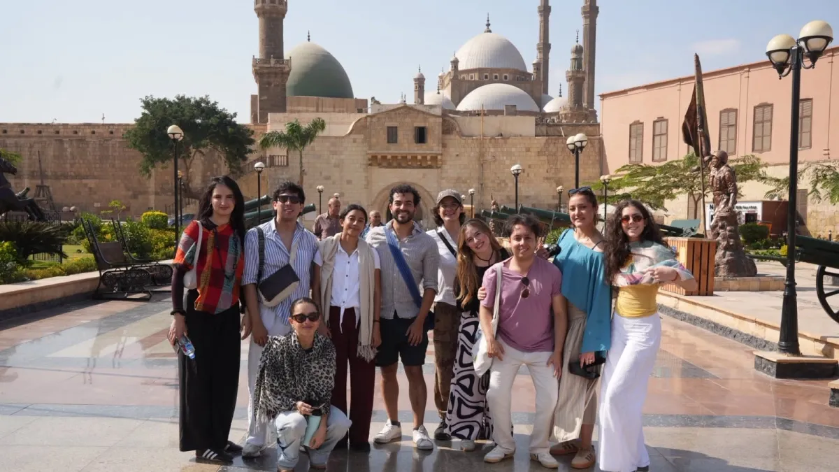 El grupo de teatro de la Universidad de los Andes presenta 'Cuestión de sincronía' en festival internacional en Egipto