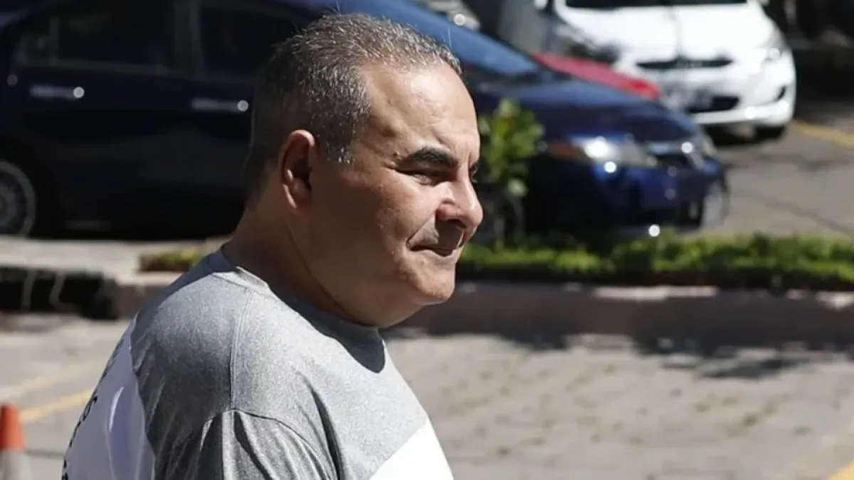 Elías Antonio Saca, expresidente de El Salvador, cumple diez años de cárcel por actos de corrupción y queda a la espera de su libertad