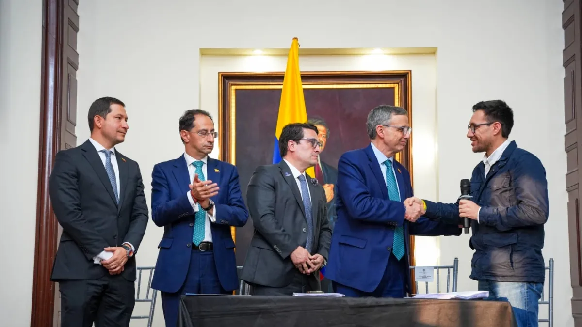 Gobierno radicó ley de rescate fiscal ante Congreso: proyecto plantea devolución de IVA para 19 millones de personas; otros puntos clave del proyecto