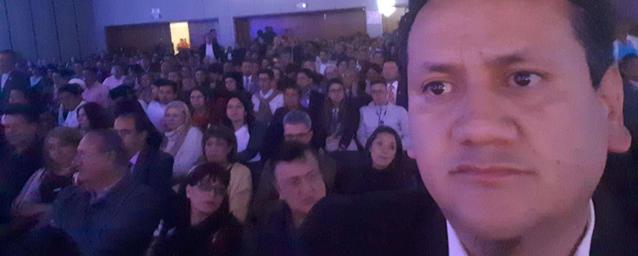 Según algunos ciudadanos su propuesta causa polémica entre quienes lo escuchan. Se llama Ruben Darío Giraldo y es del partido Conservador.