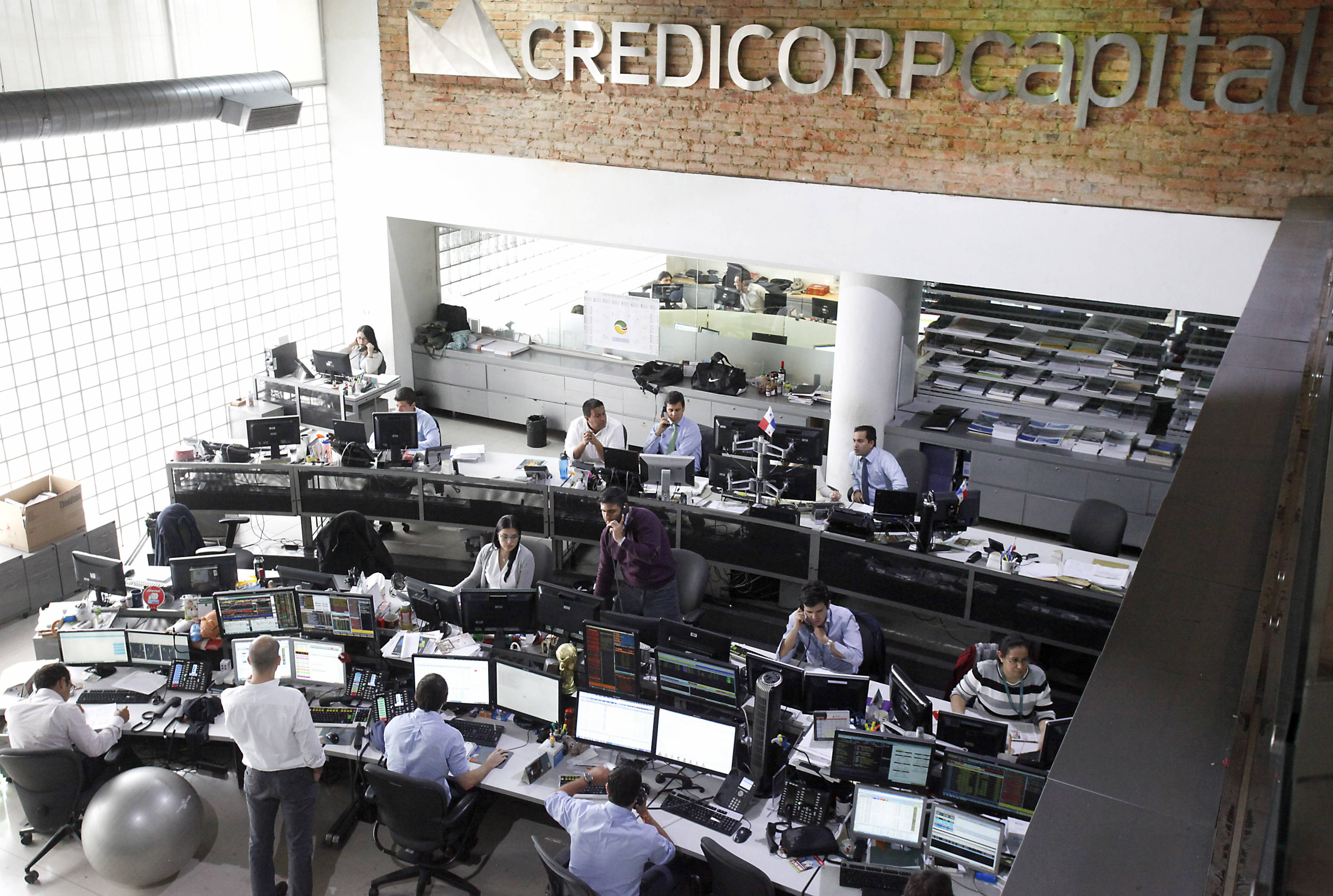 Inmoval es un Fondo inmobiliario con 10 años de experiencia, administrado y gestionado por Credicorp Capital
Colombia.