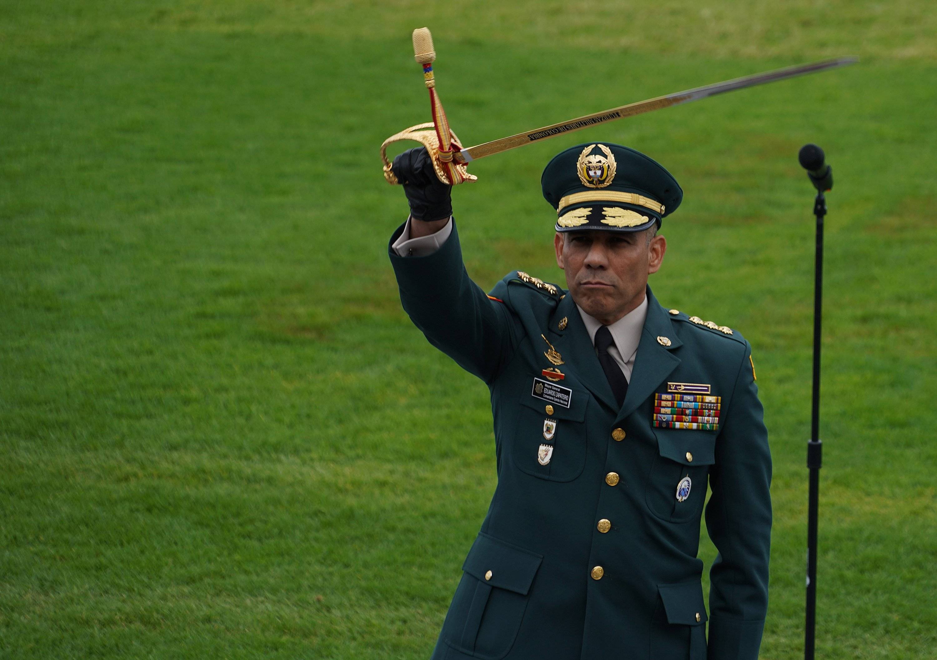 El general Eduardo Zapateiro tuvo su ceremonia de reconocimiento de tropas este lunes.