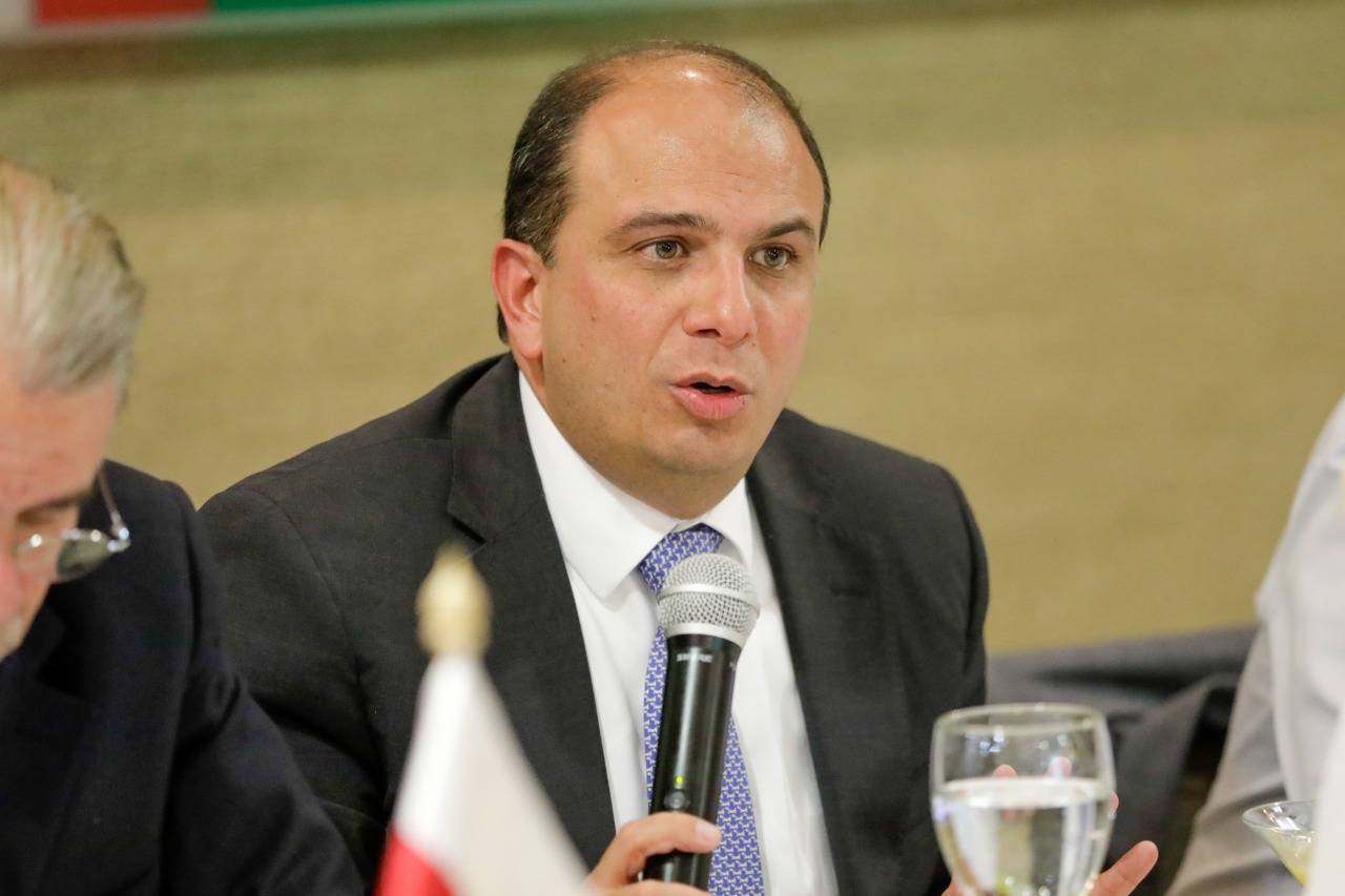 Yargıç, Miguel Uribe Turbay'ın suikastına katılan Carlos Eduardo Mora'yı kınadı, ancak başka bir suç için