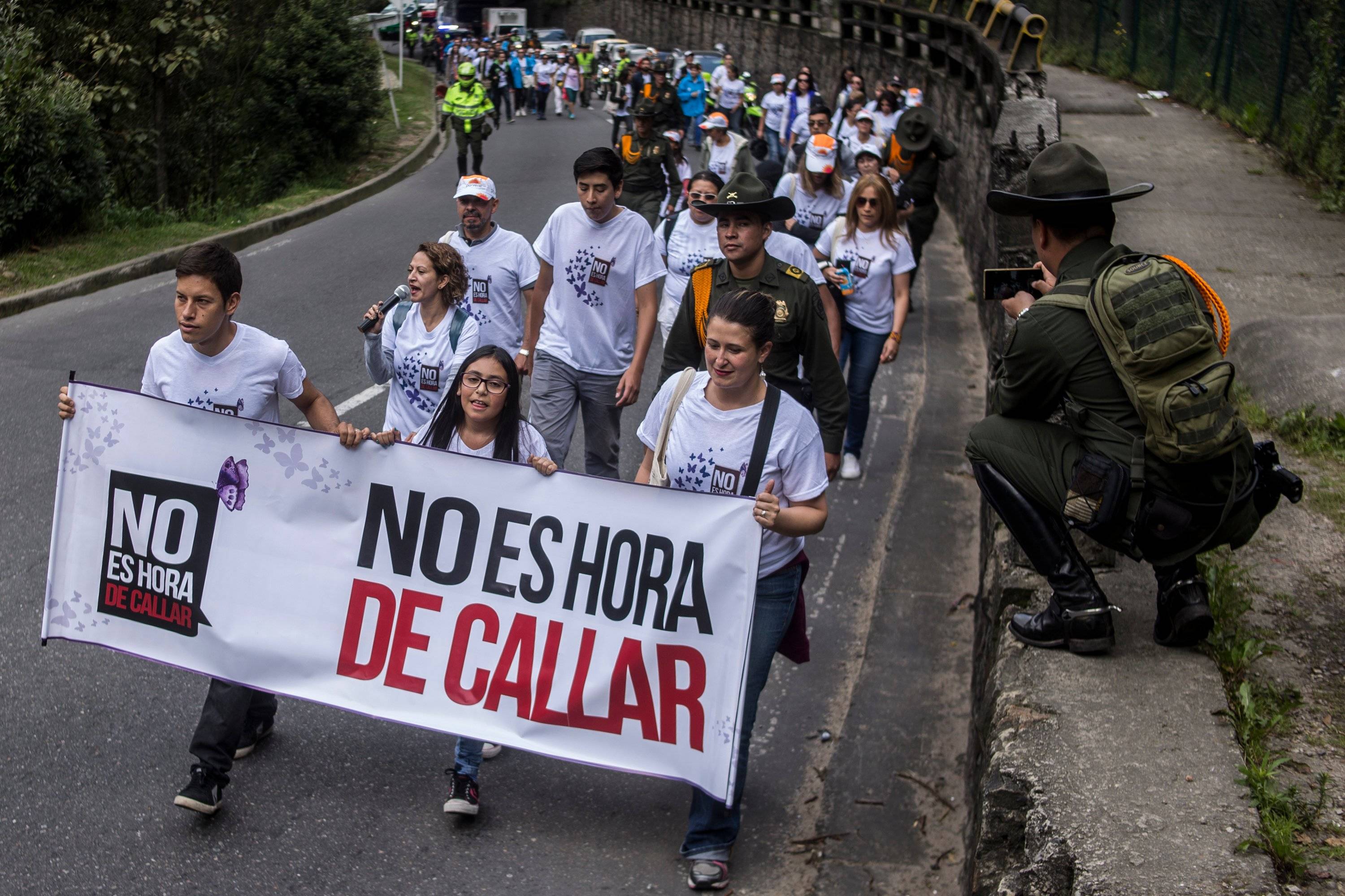 En Bogotá se han realizado varias acciones para protestar en contra de la violencia de género, como los 'Retornos simbólicos', liderados por la campaña No Es Hora De Callar.