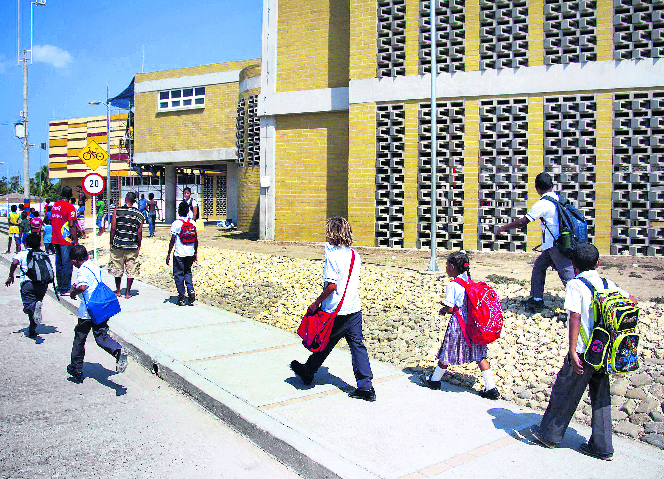En el sur del Atlántico se han construido varios megacolegios.