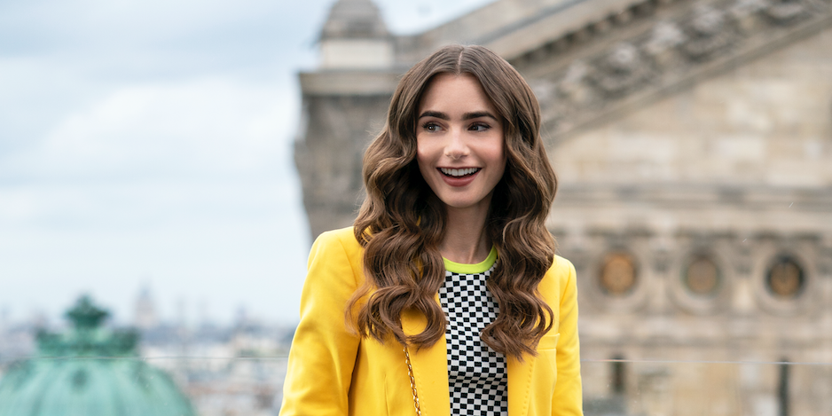 Lily Collins nació en Guildford (Inglaterra), el 18 de marzo de 1989.