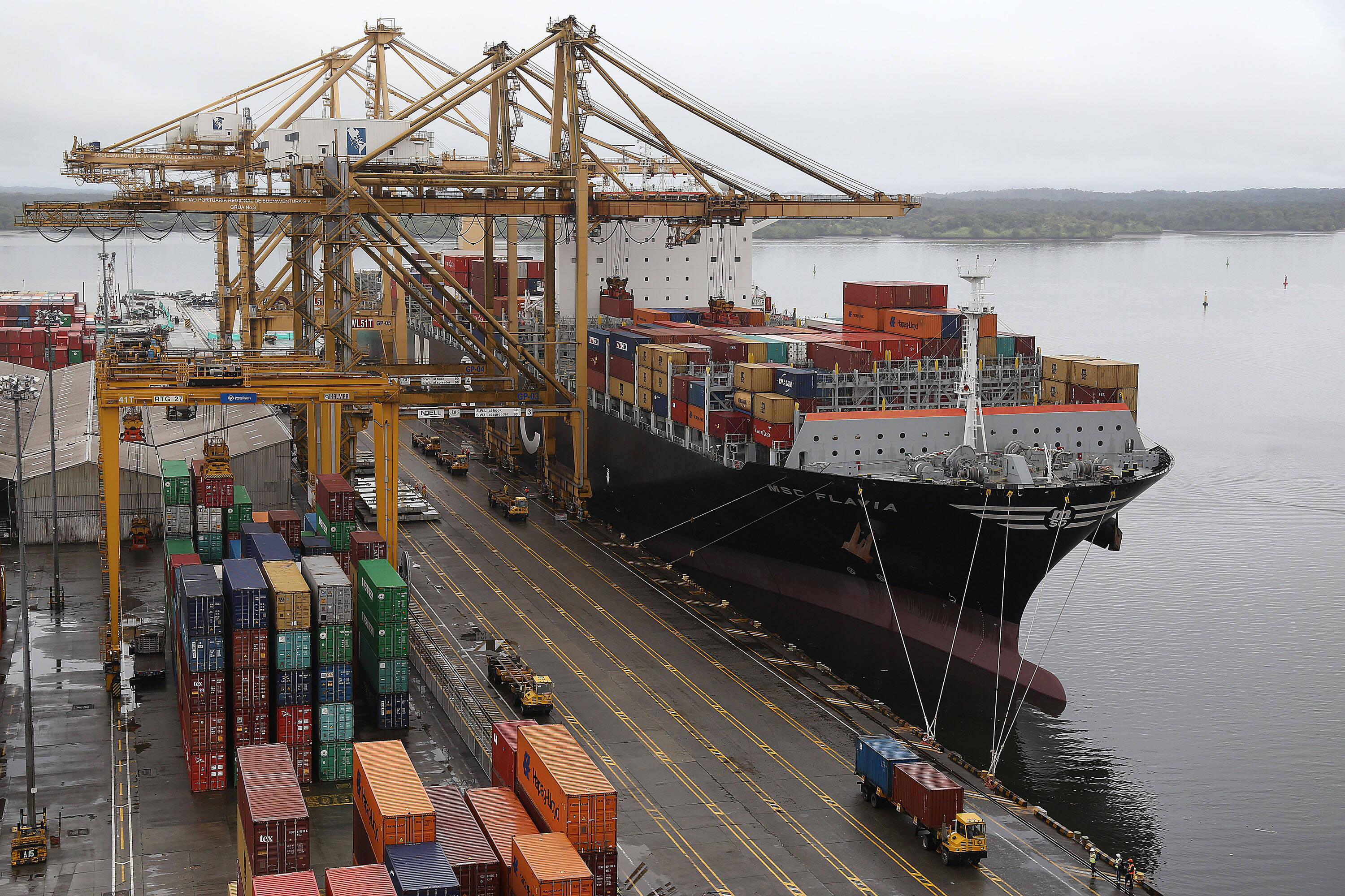 El Gobierno viene adoptando algunas medidas para aliviar el costo de producción de los alimentos.