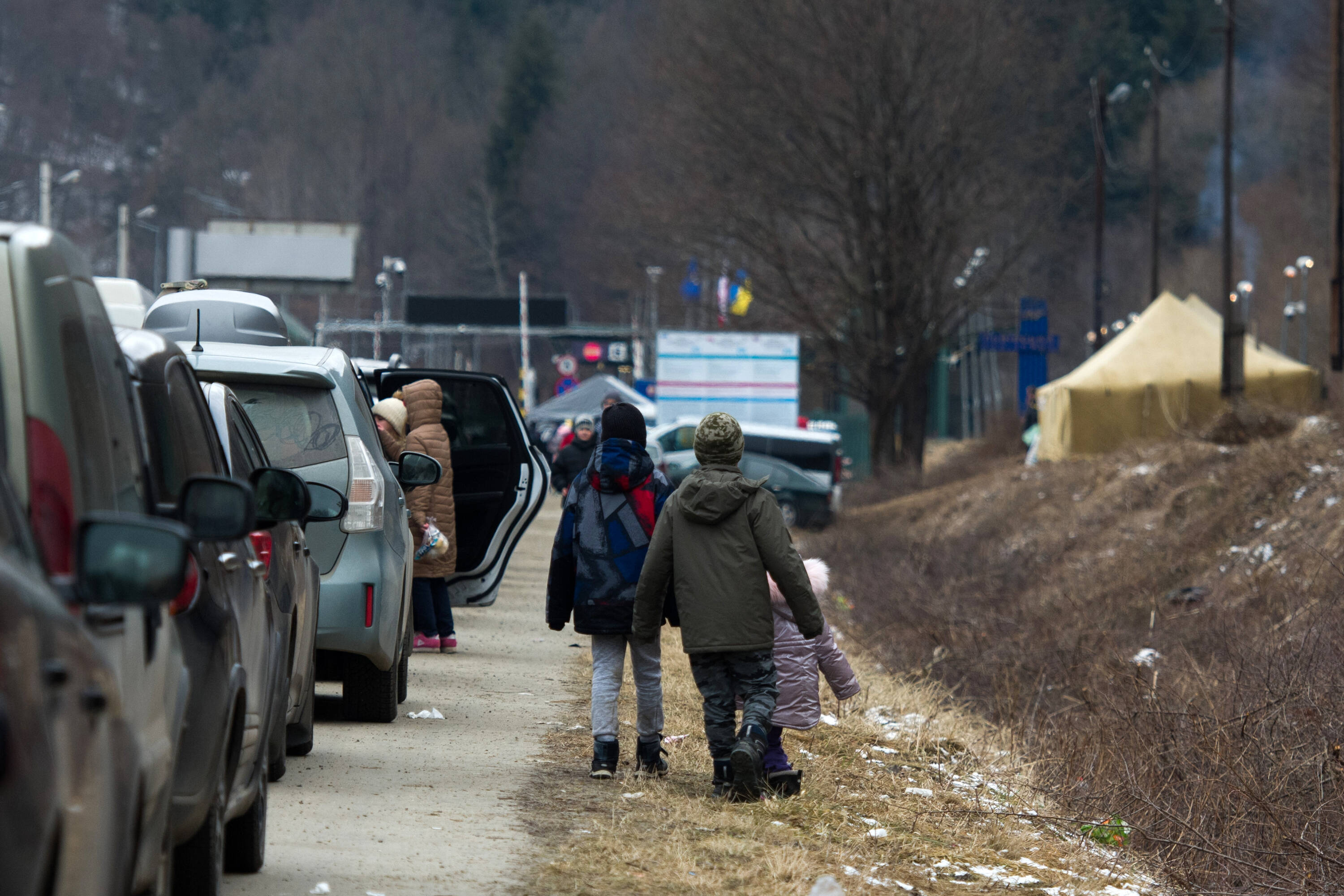 Debemos estar atentos a los sentimientos que viven los niños y niñas. Preguntarles si la situación les genera miedo o angustia