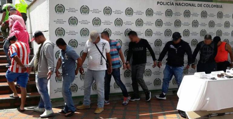 Başkan Petro, Buriticá, Antioquia'da 'Körfez klanı' tarafından altın çıkarmak için kullanılan 14 tünelin keşfedildiğini açıkladı