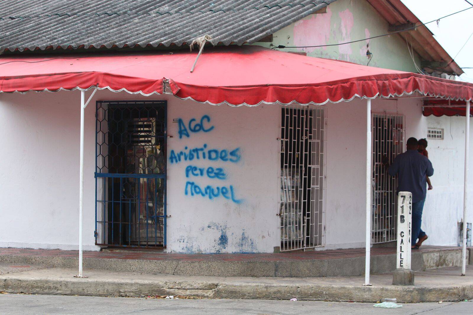 Comerciantes vienen sufriendo desde hace décadas por las extorsiones.